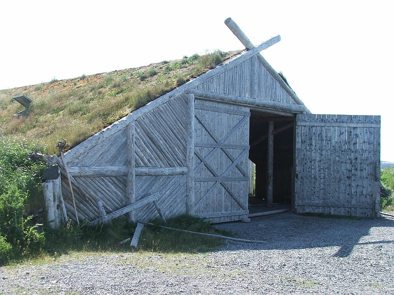 NFLD_drive_to_and-viking_settlement 906.jpg